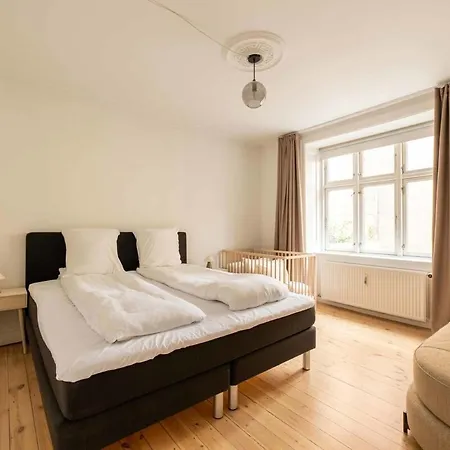 Only Spacious&comfortable First-floor 3br * Copenhague