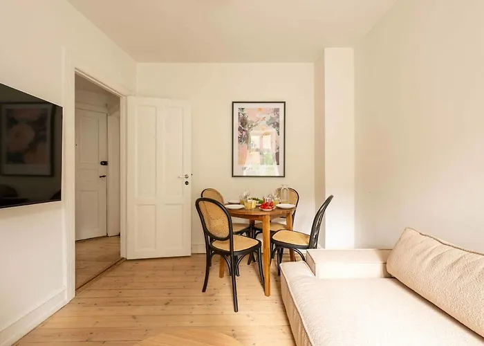 Daire Spacious And Comfortable First-floor 3br *