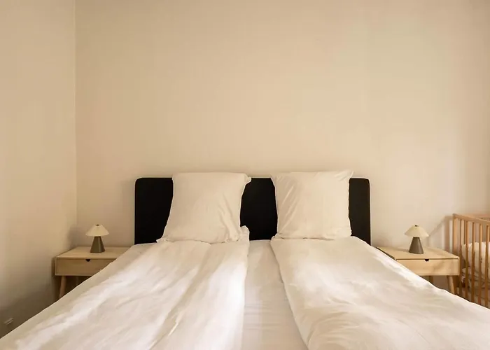 公寓 Spacious And Comfortable First-floor 3br