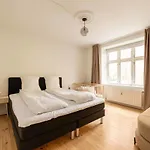 Only Spacious&comfortable First-floor 3br * Copenhague
