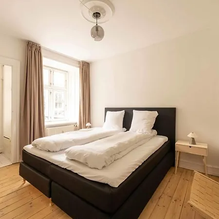 Spacious And Comfortable First-floor 3br Kopenhaga