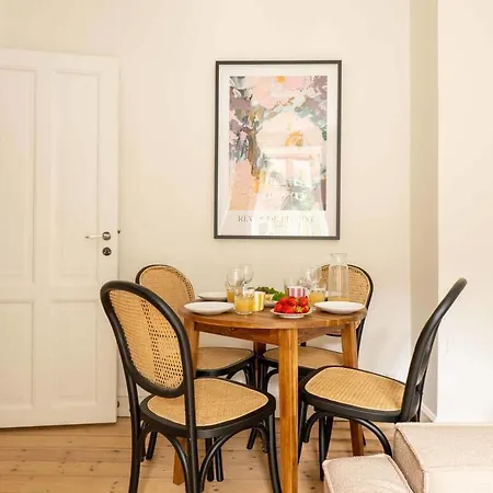 Only Spacious&comfortable First-floor 3br Apartamento *