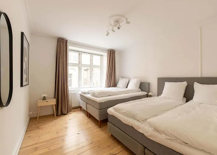 Spacious And Comfortable First-floor 3br Copenhaga